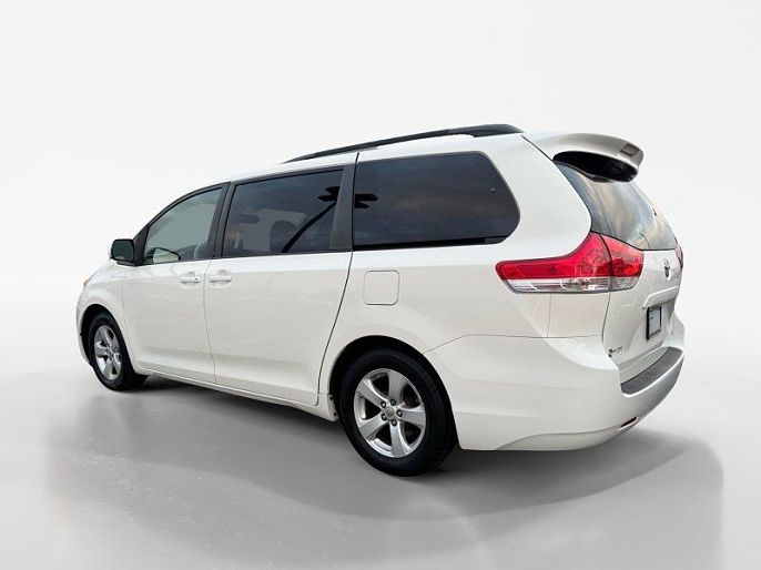 2011 Toyota Sienna