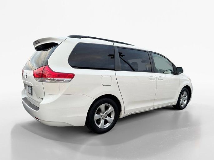 2011 Toyota Sienna