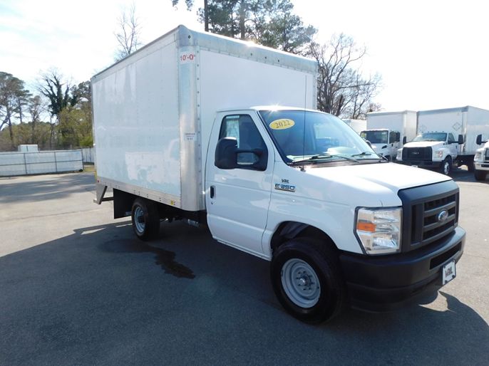 2022 Ford Econoline