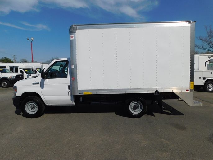 2022 Ford Econoline