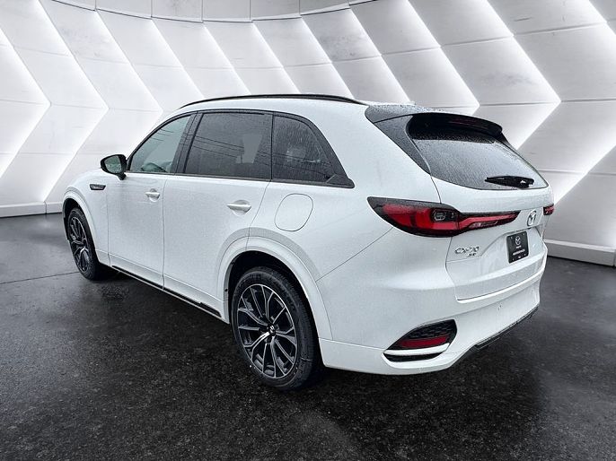 2025 Mazda CX-70
