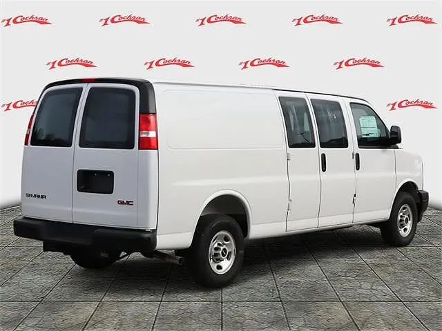 2025 GMC Savana