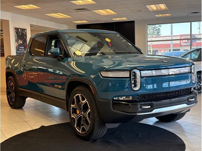 2022 Rivian R1T