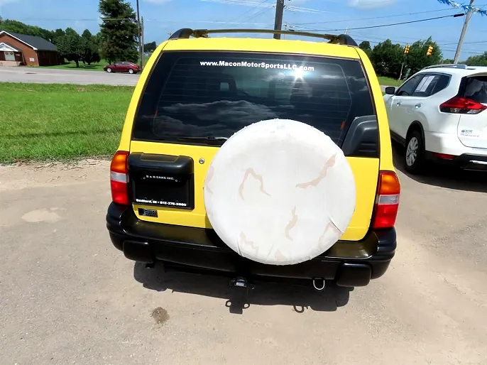 2003 Chevrolet Tracker