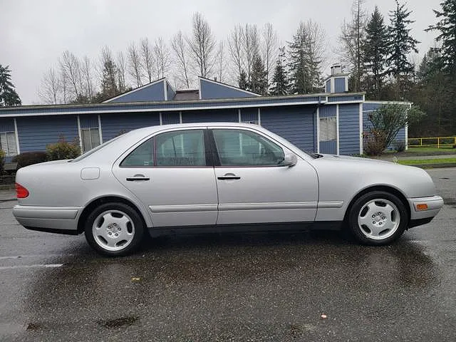 1999 Mercedes-Benz E-Class