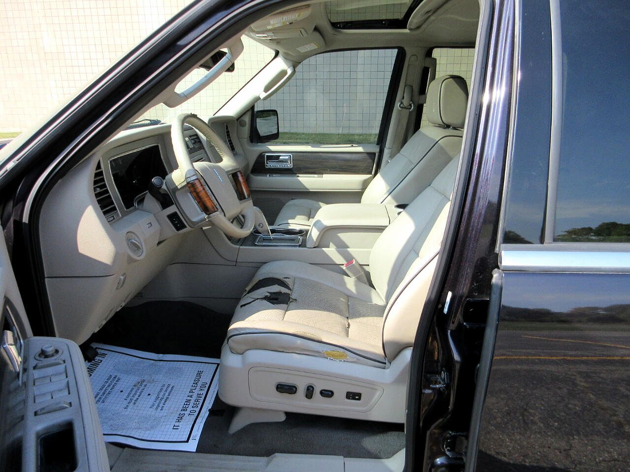 2007 Lincoln Navigator Luxury image 10