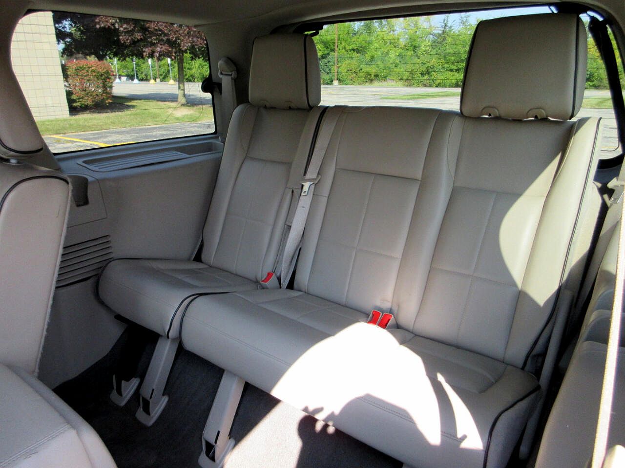 2007 Lincoln Navigator Luxury image 17