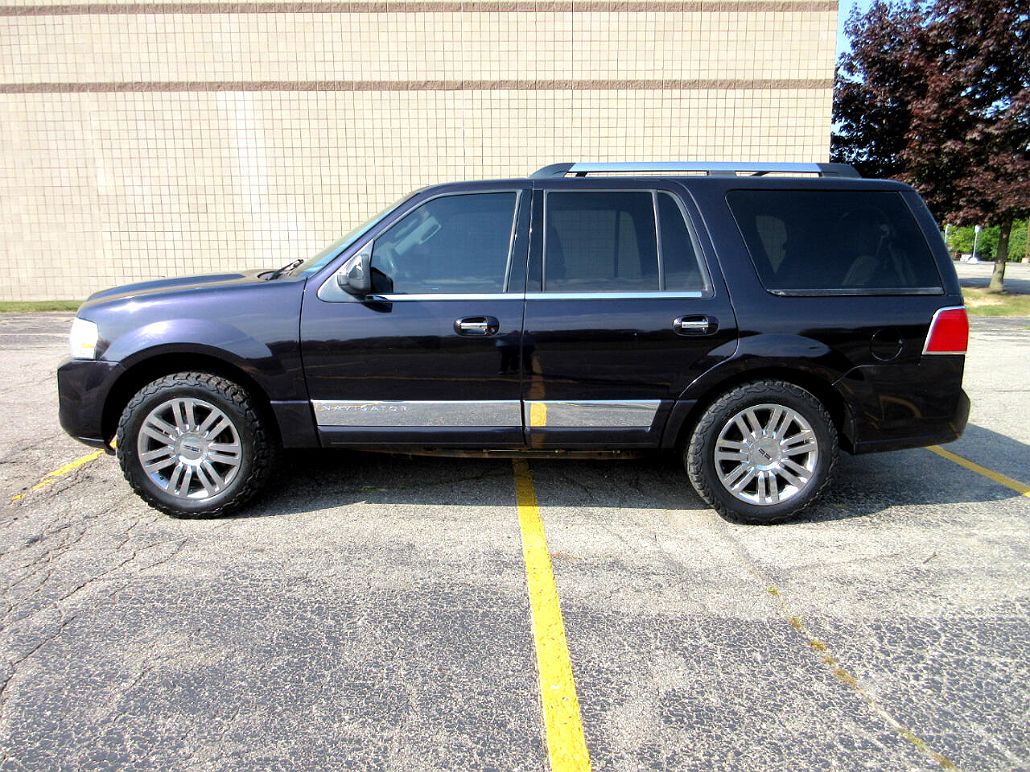 2007 Lincoln Navigator Luxury image 1