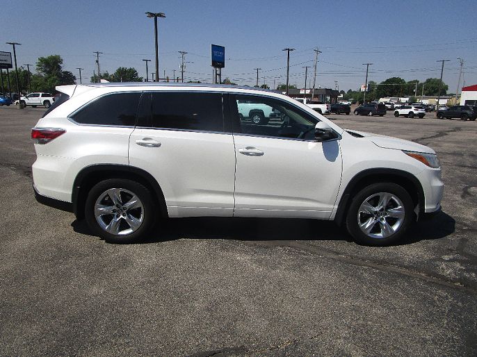 2016 Toyota Highlander