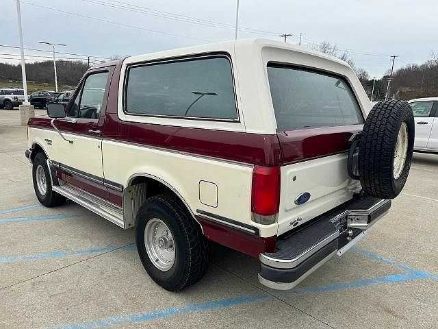 1988 Ford Bronco XLT image 4