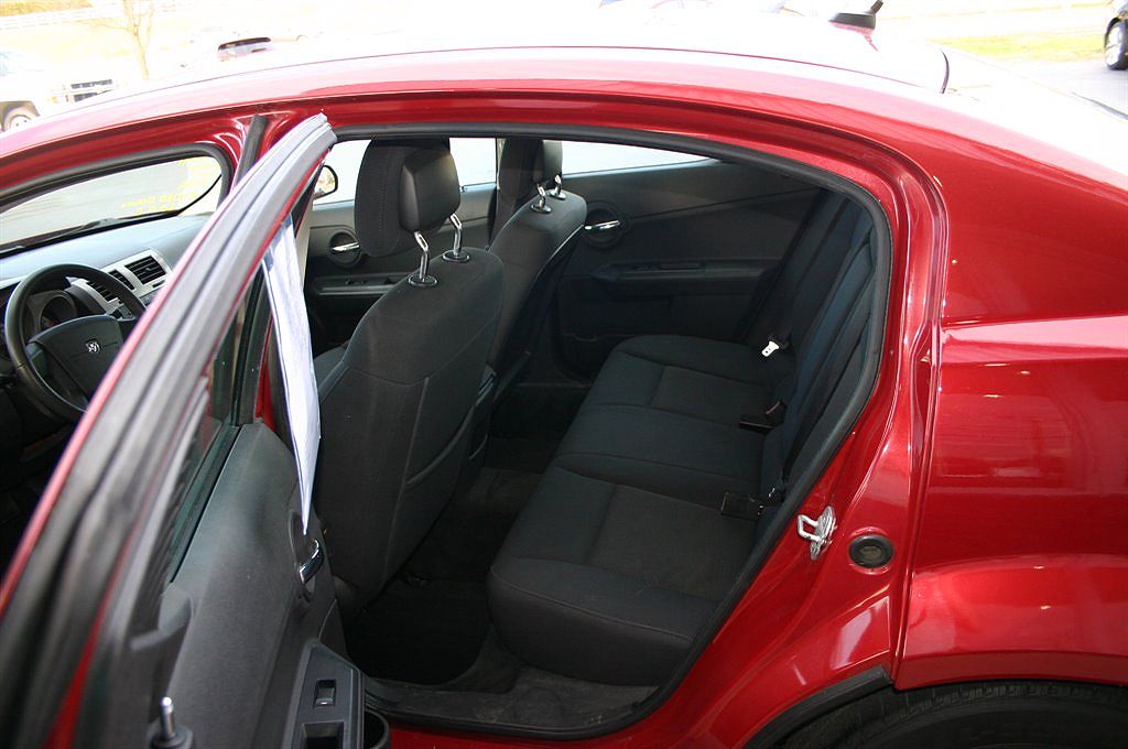 2010 Dodge Avenger SXT image 8