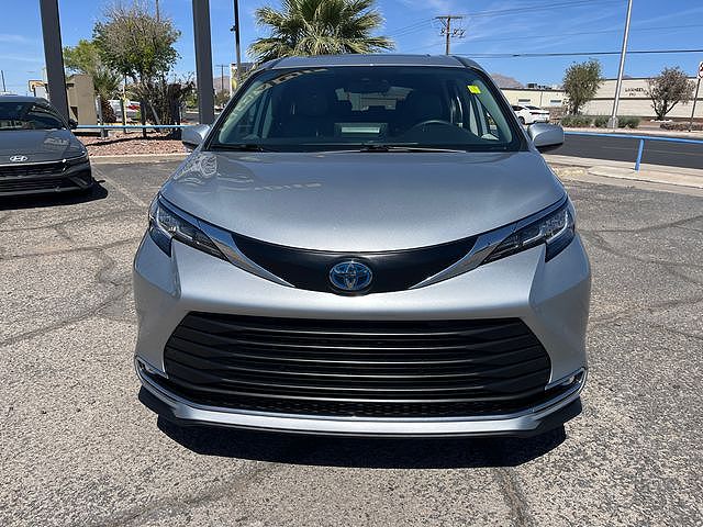 2023 Toyota Sienna