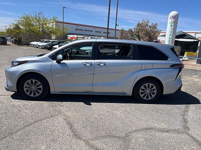 2023 Toyota Sienna