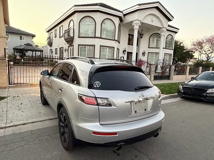 2003 Infiniti FX35