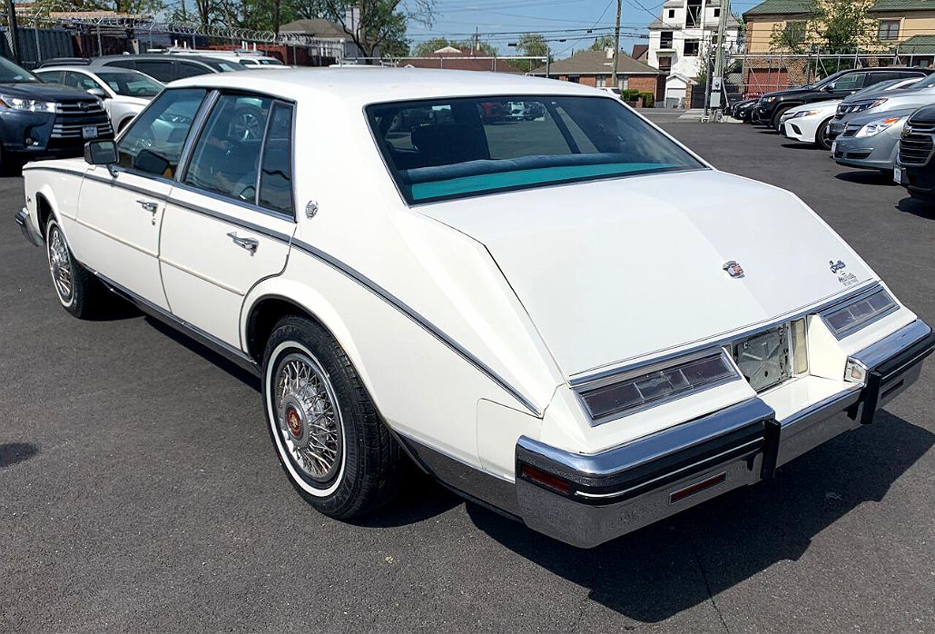 1985 Cadillac Seville null image 4