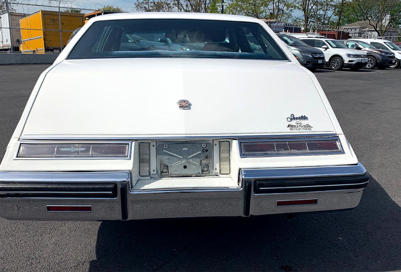 1985 Cadillac Seville null image 5