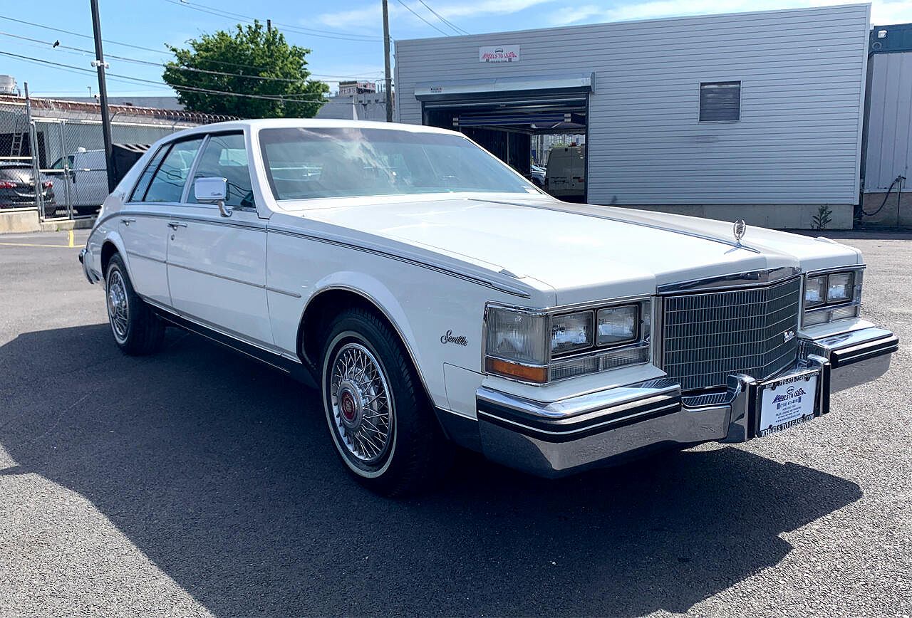 1985 Cadillac Seville null image 8