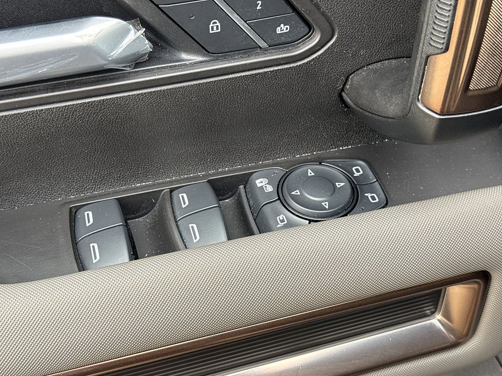 2025 GMC Hummer EV
