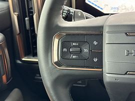 2025 GMC Hummer EV