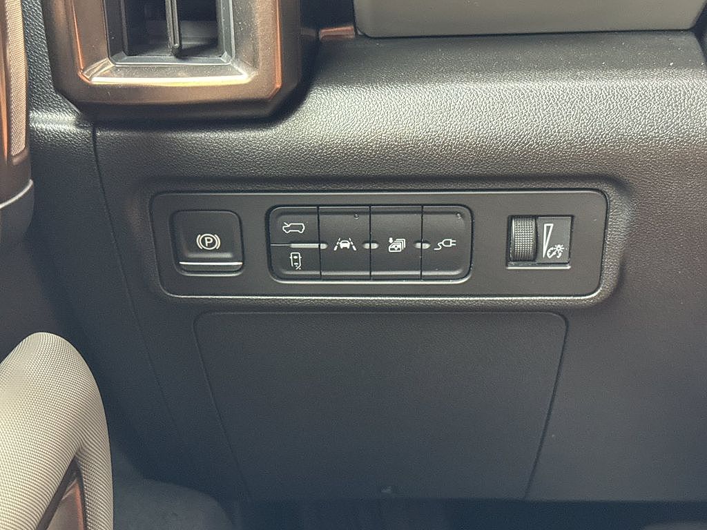 2025 GMC Hummer EV
