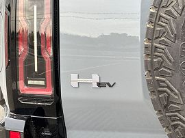 2025 GMC Hummer EV