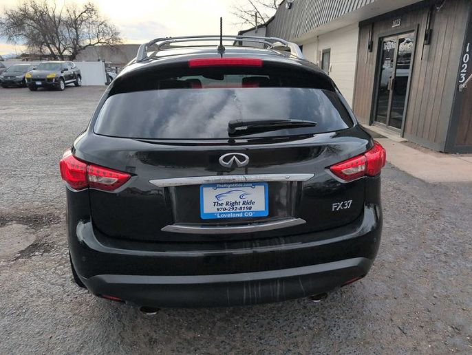 2013 Infiniti FX37