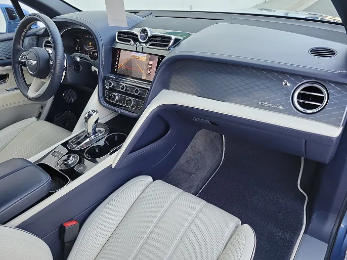 2023 Bentley Bentayga