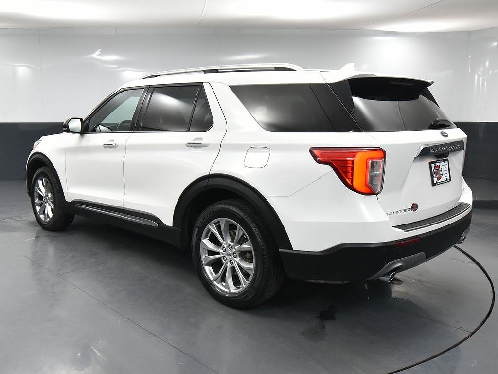 2021 Ford Explorer Limited Edition image 5
