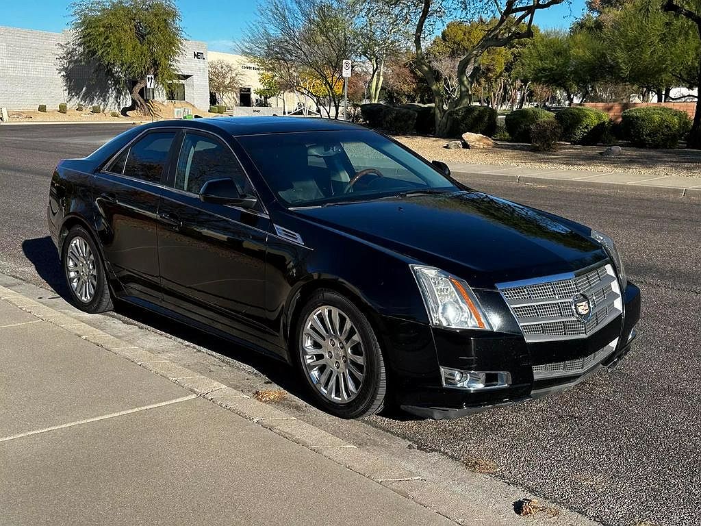 2010 Cadillac CTS Premium image 2