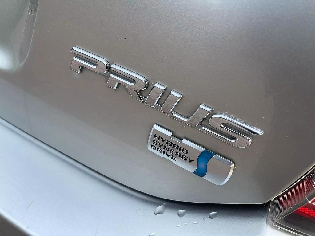 2004 Toyota Prius Standard image 7
