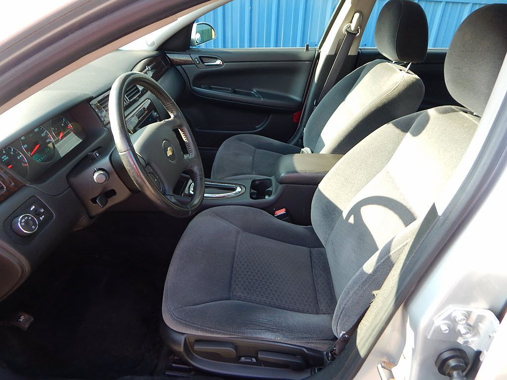 2012 Chevrolet Impala LT image 5