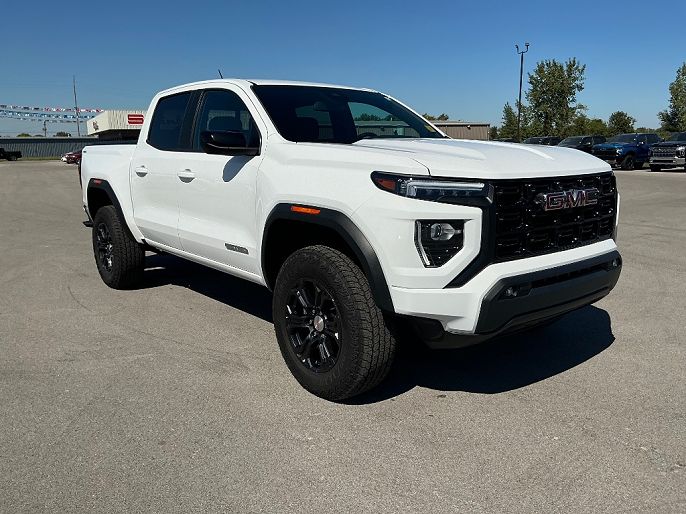 2023 GMC Canyon