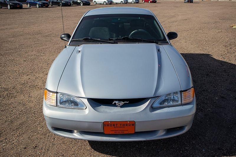 1995 Ford Mustang GT image 8