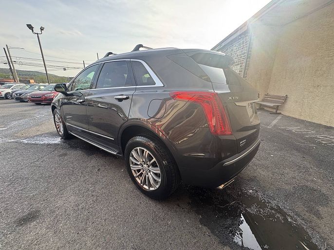 2017 Cadillac XT5
