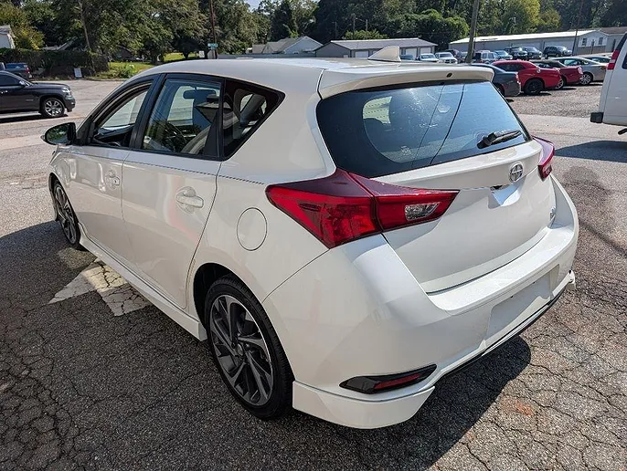 2016 Scion iM