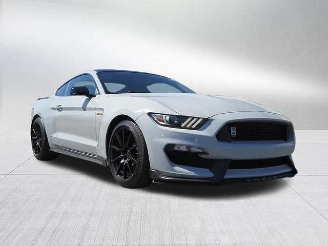 2017 Ford Mustang Shelby GT350 image 5