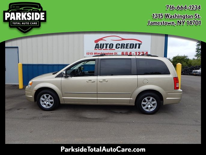 2010 Chrysler Town & Country