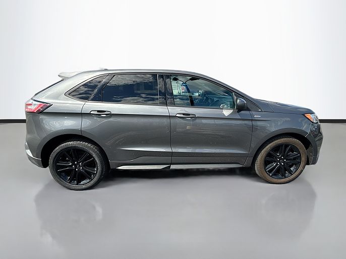 2021 Ford Edge