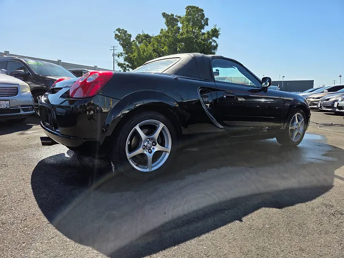 2005 Toyota MR2 Spyder