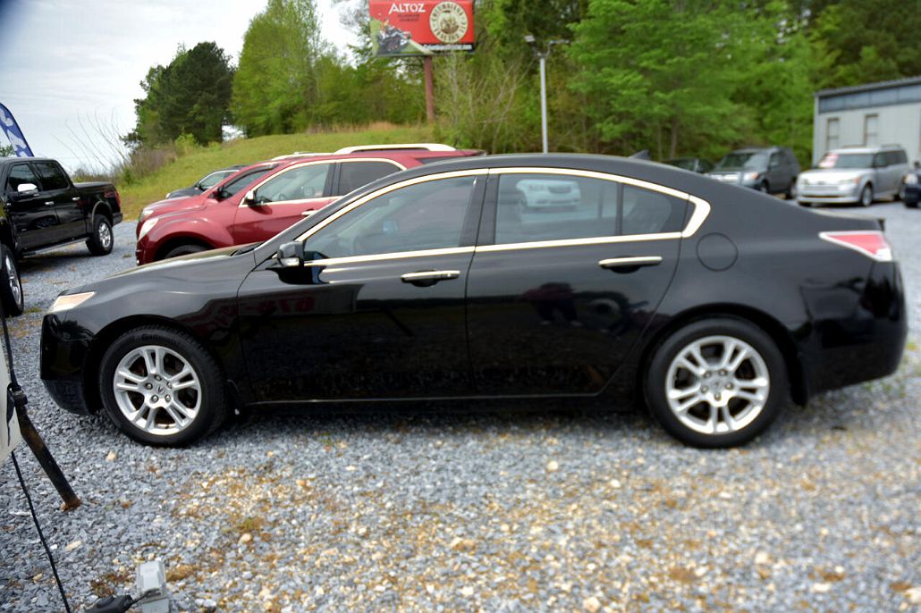 2011 Acura TL Technology image 1