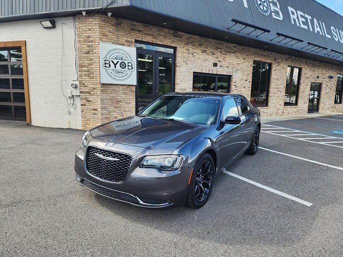 2019 Chrysler 300
