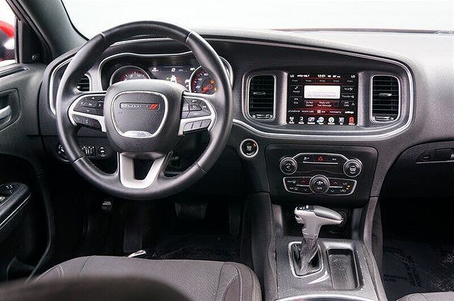 2015 dodge charger seats