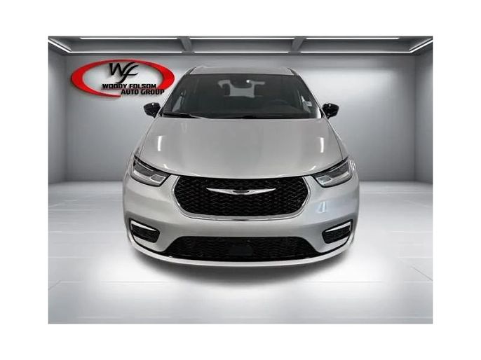 2026 Chrysler Pacifica