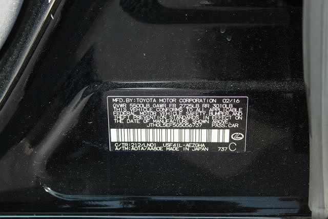 2016 Lexus LS 460 image 16