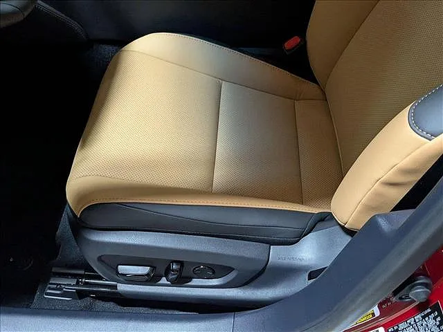 2025 Lexus ES