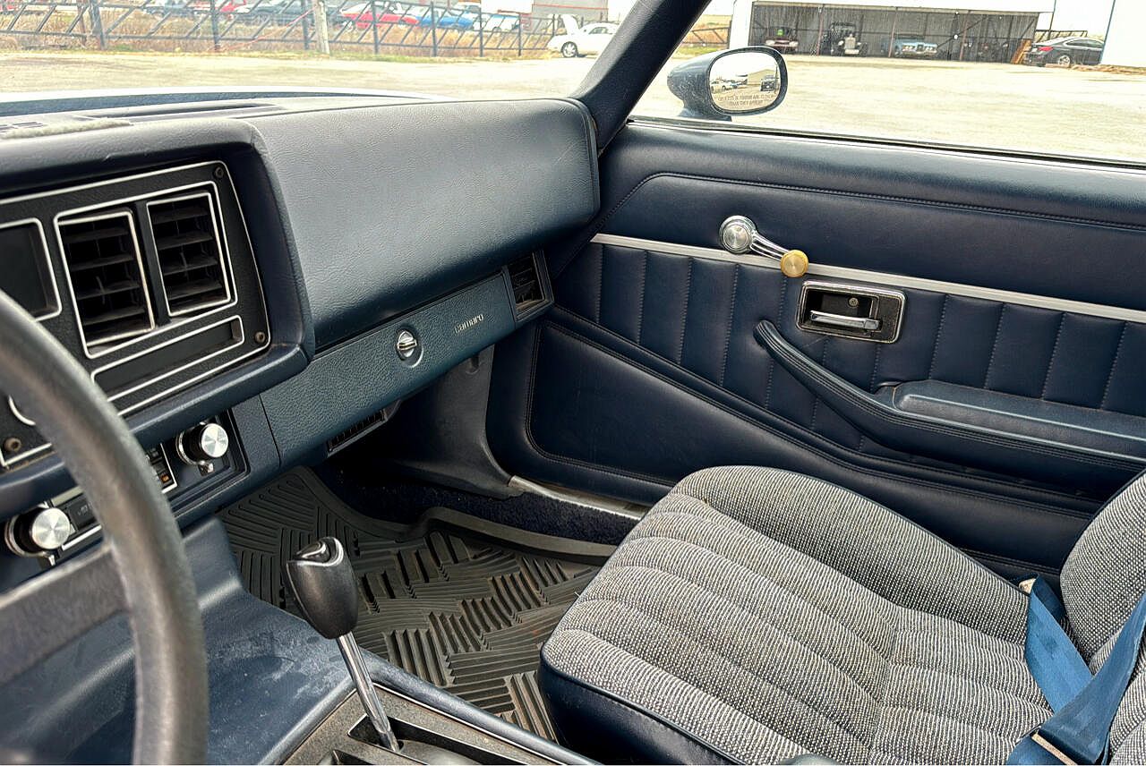 1981 Chevrolet Camaro Sport image 25