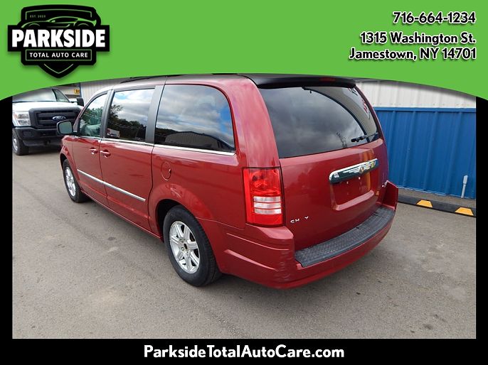 2009 Chrysler Town & Country