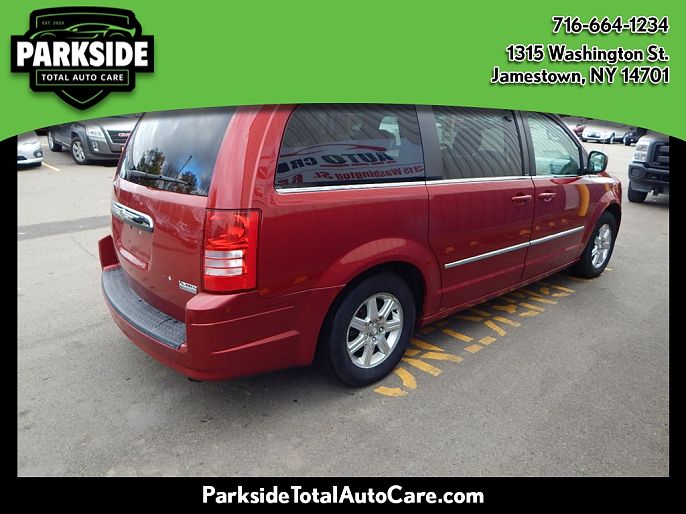 2009 Chrysler Town & Country