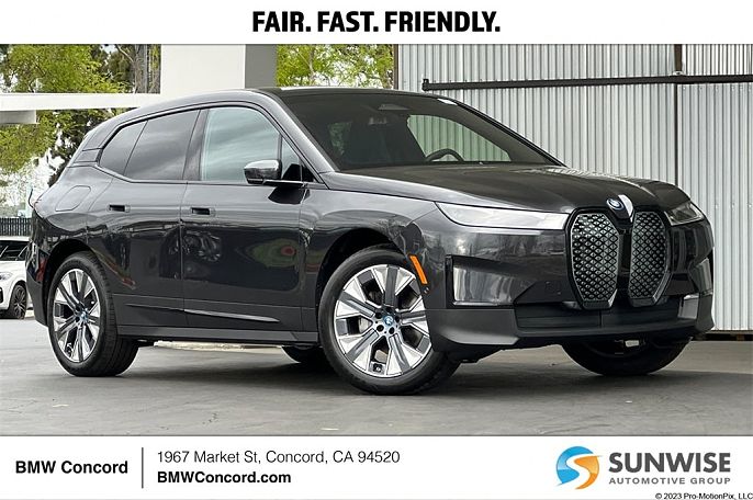 2025 BMW iX