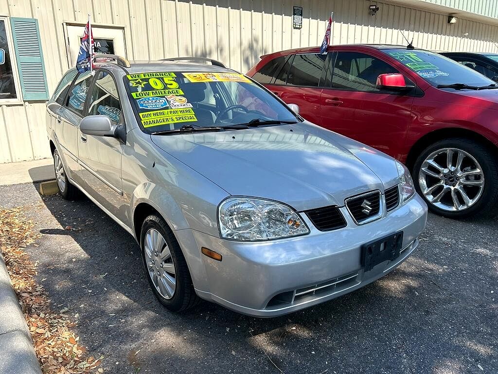 2005 Suzuki Forenza S image 2